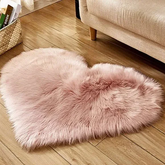 Natasha Amore Blush Pink Small Fluffy Heart Shaped Rug Mat - Picture 1 of 9
